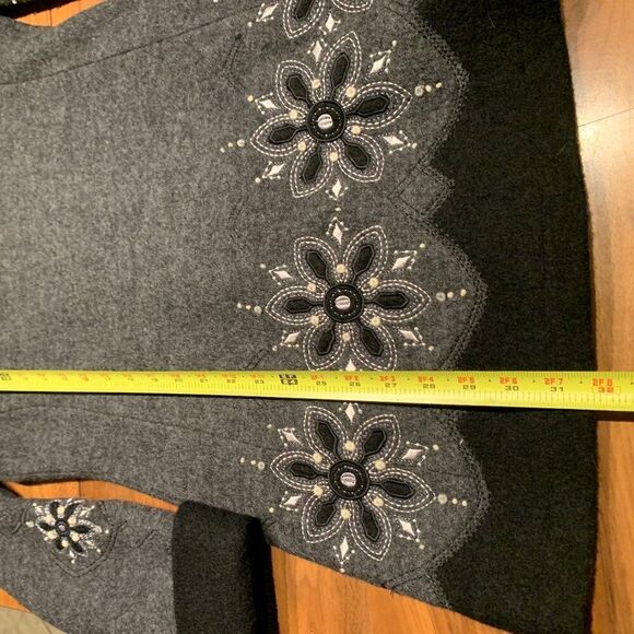 Carson, jacket, grey felted wool, embroidered, quilted, Sz M, EUC - Picture 10 of 15